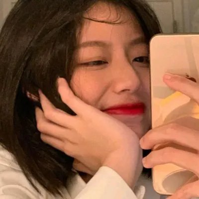 春花娇美可人儿